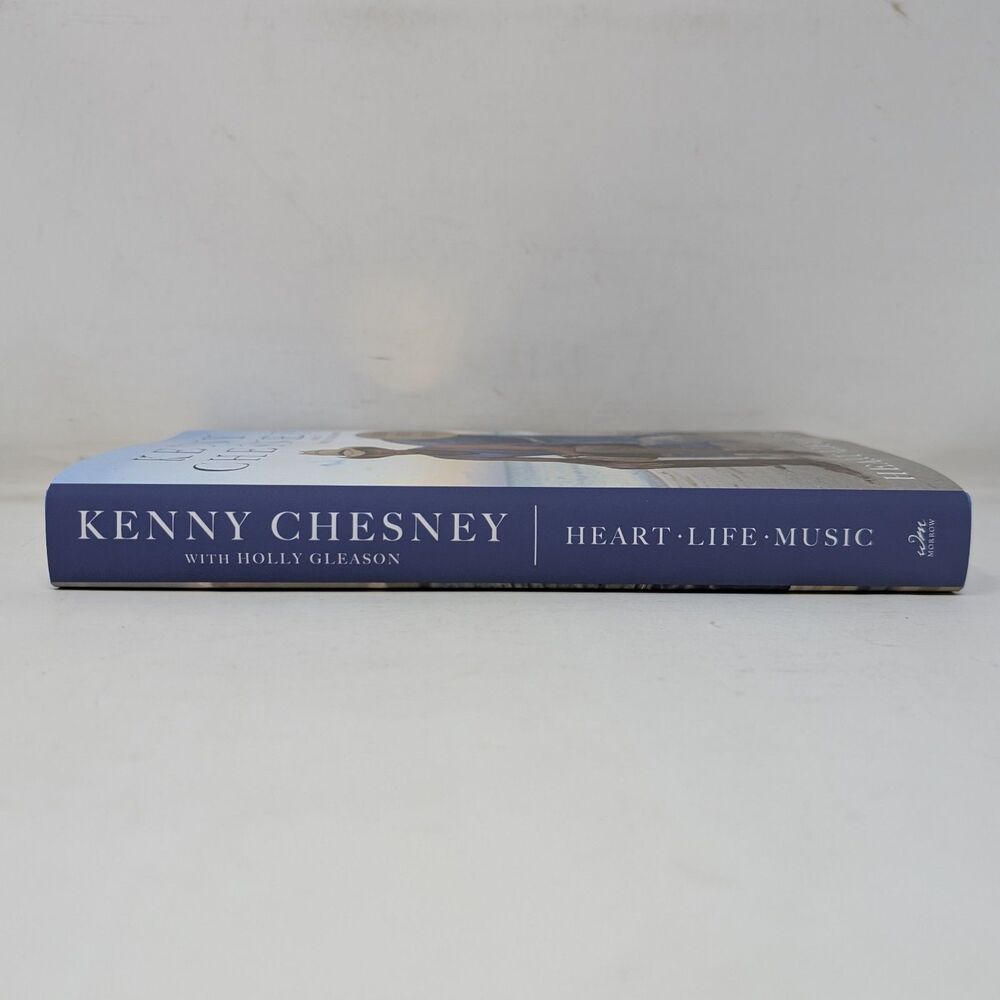 SIGNED Kenny Chesney Book - Heart Life Music (1st/1st HC, 2025, HOF) Autographed - Picture 7 of 10